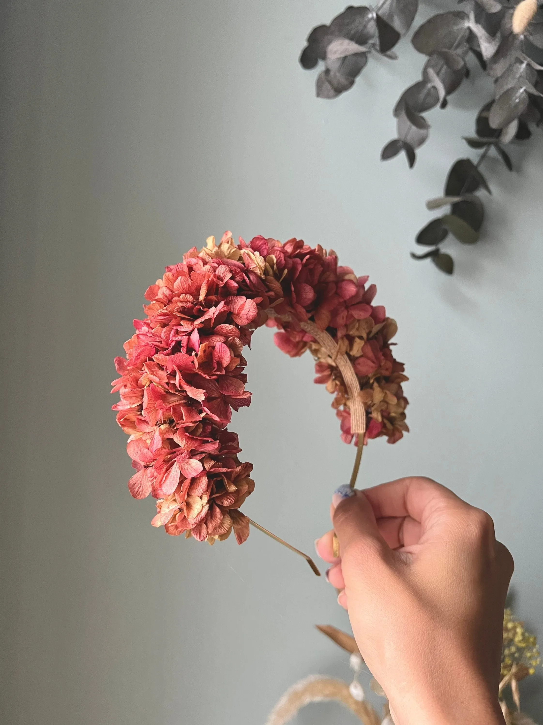 Boho Bridal Dusky Pink Flower Crown, Barn Wedding Hair Piece, Dried Flower Wreath Tiara Gold, Bridal Hair Accessories Hansmade Real Floral