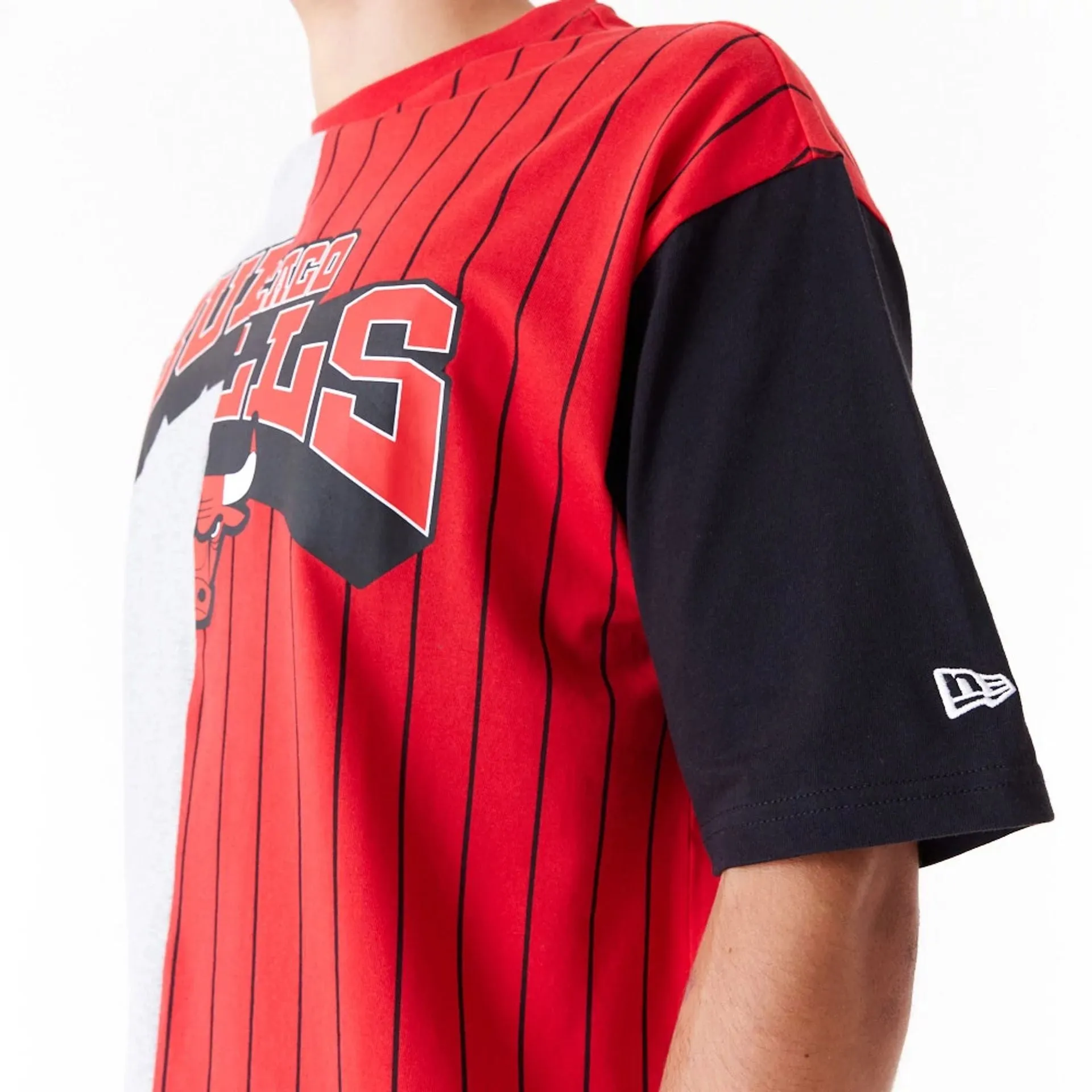 Chicago Bulls NBA Half Pinstripe Red Oversized T-Shirt