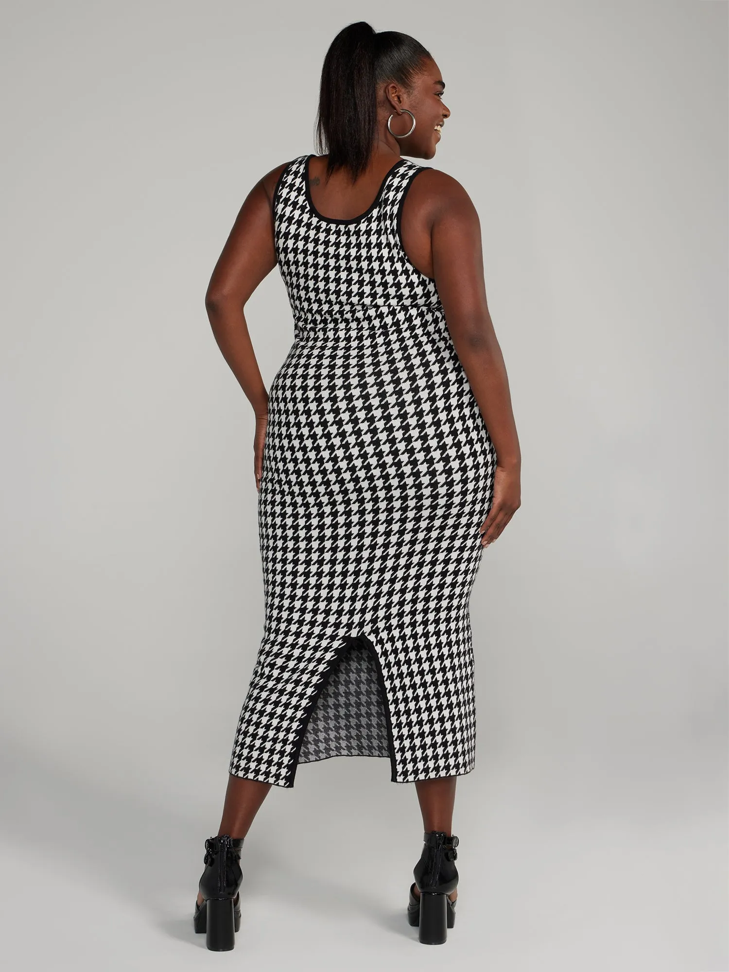 Houndstooth Bodycon Sweater Dress